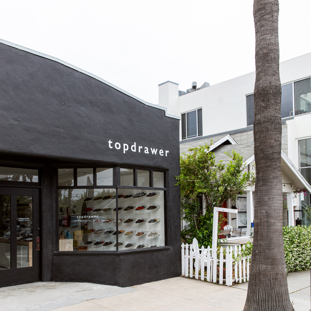 View Store Abbot Kinney Los Angeles