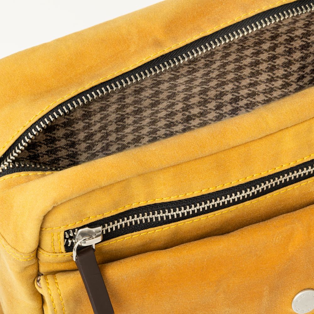 
                      
                        Chelsea Large Bag
                      
                    