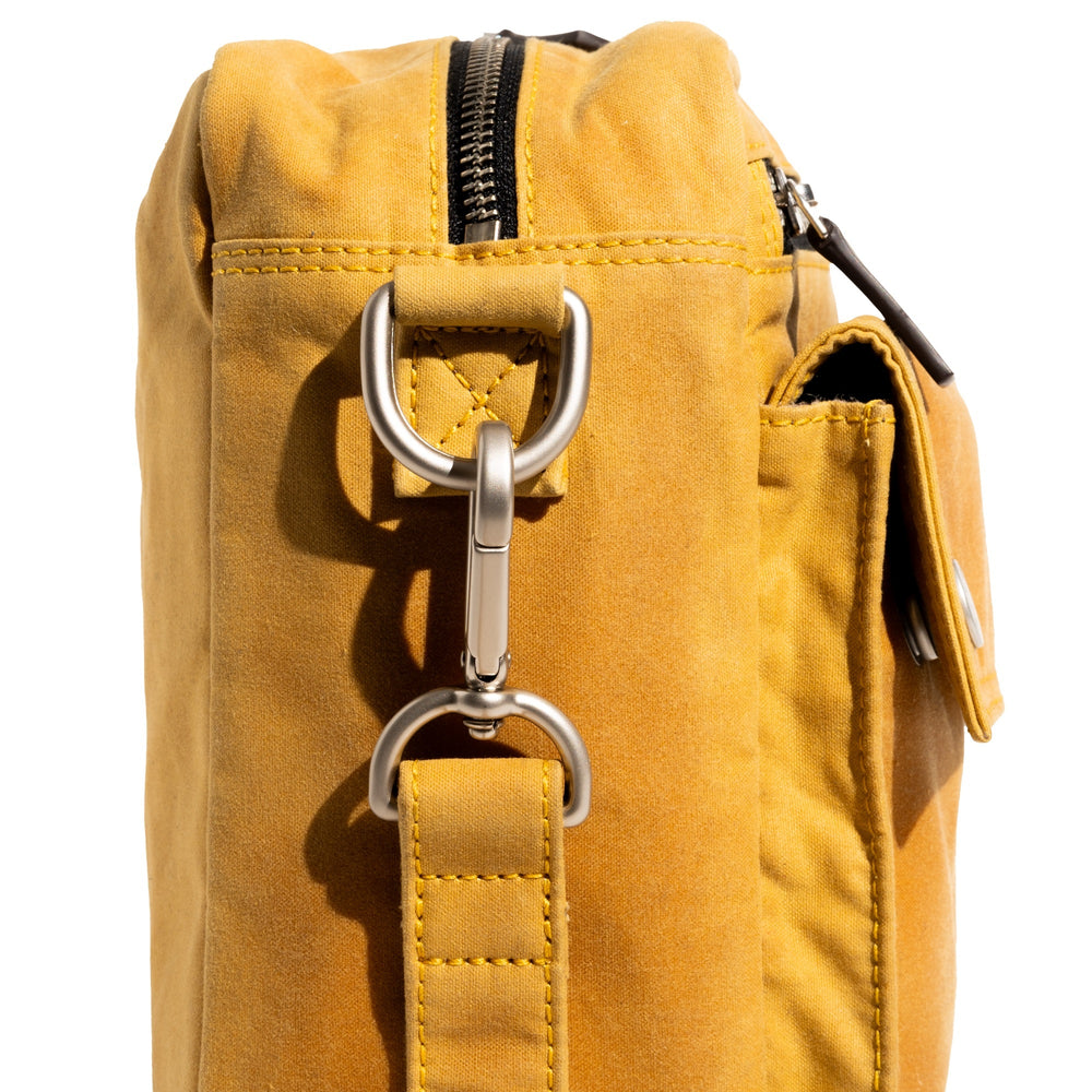 
                      
                        Chelsea Large Bag
                      
                    