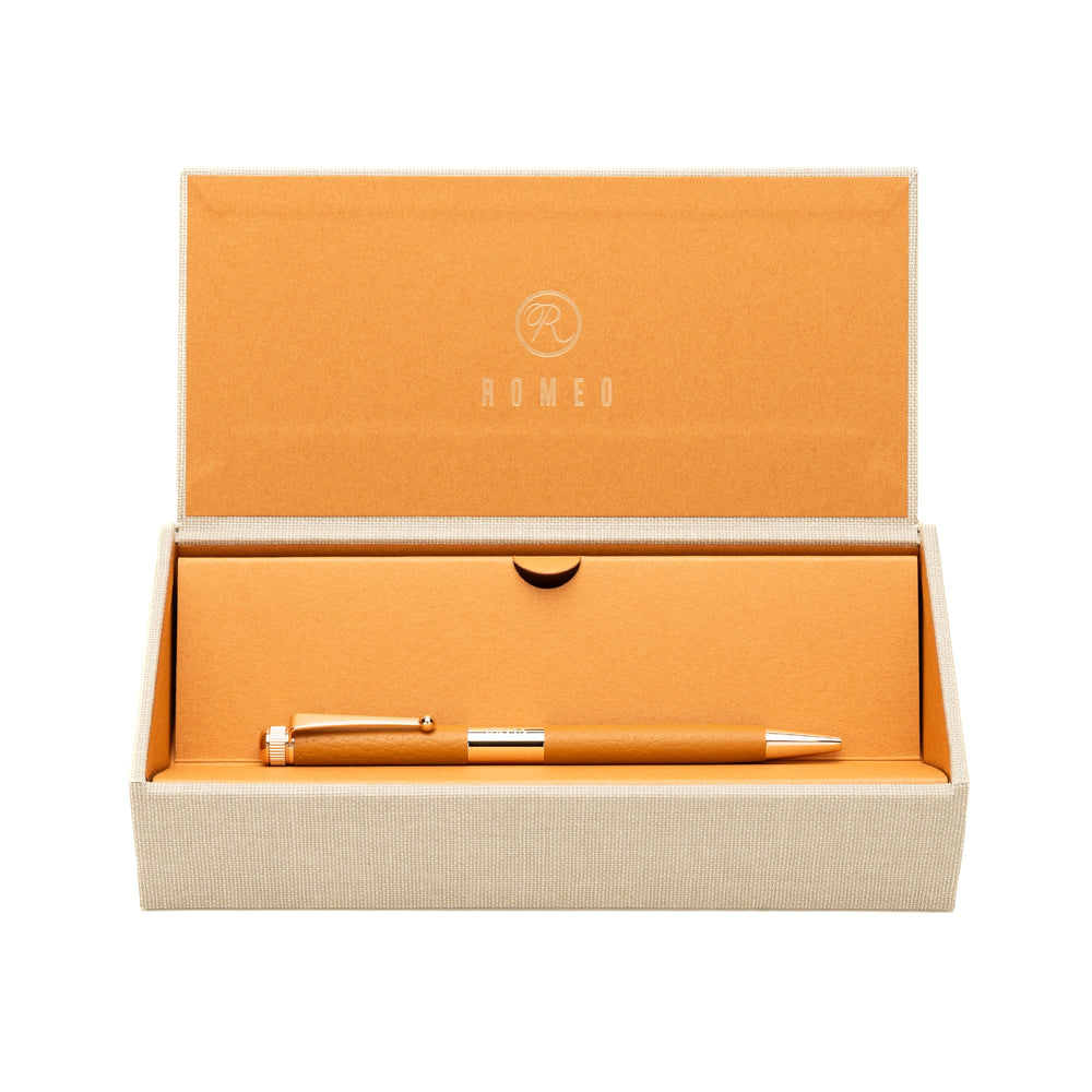
                      
                        No.3 Leather Ballpoint Pen Extra Slim
                      
                    